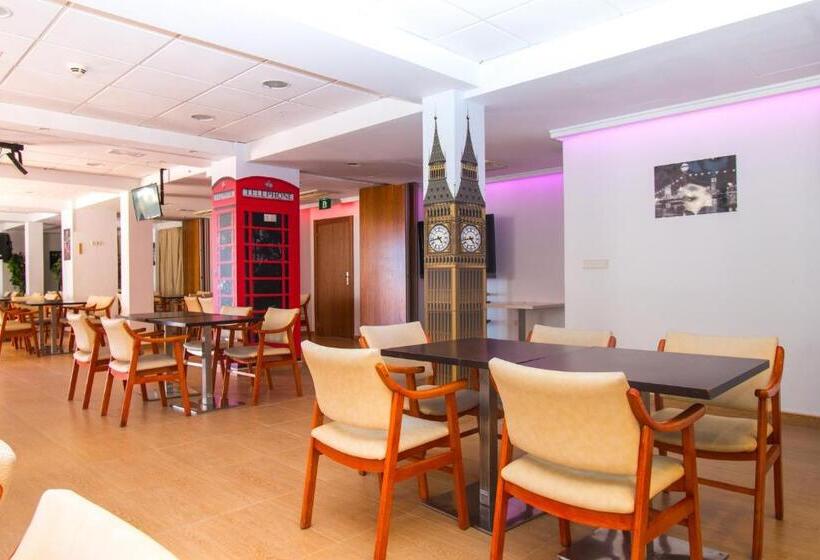 בית מלון כפרי Magic Aqua Rock Gardens