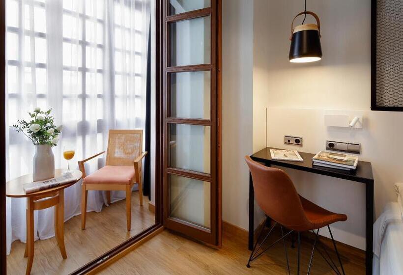 Marqués, Blue Hoteles