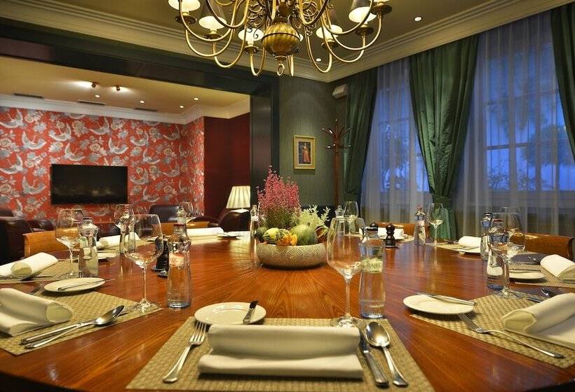 هتل Marrol S Boutique