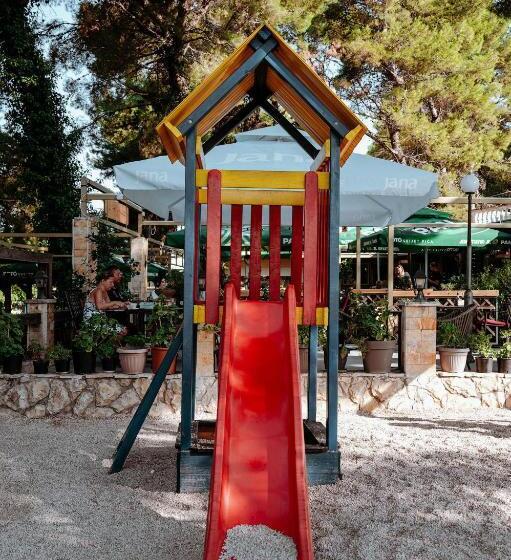 فندق Matilde Beach Resort