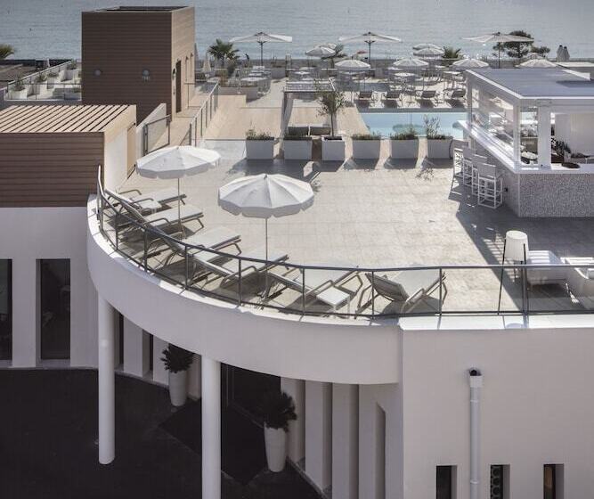 호텔 Mercure Villeneuve Loubet Plage