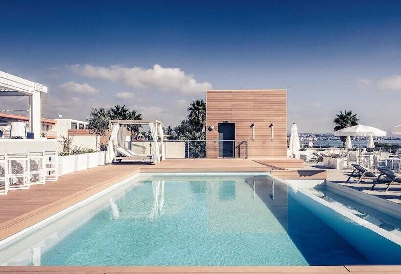 호텔 Mercure Villeneuve Loubet Plage