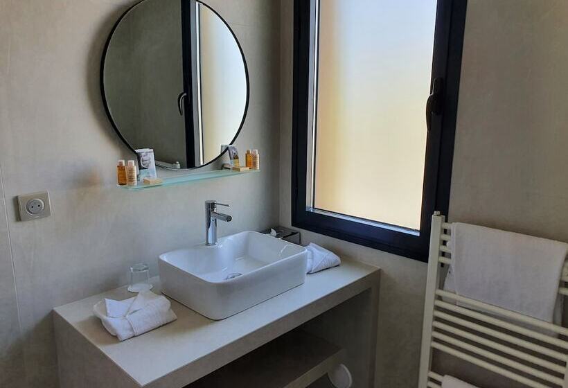 호텔 Mercure Villeneuve Loubet Plage