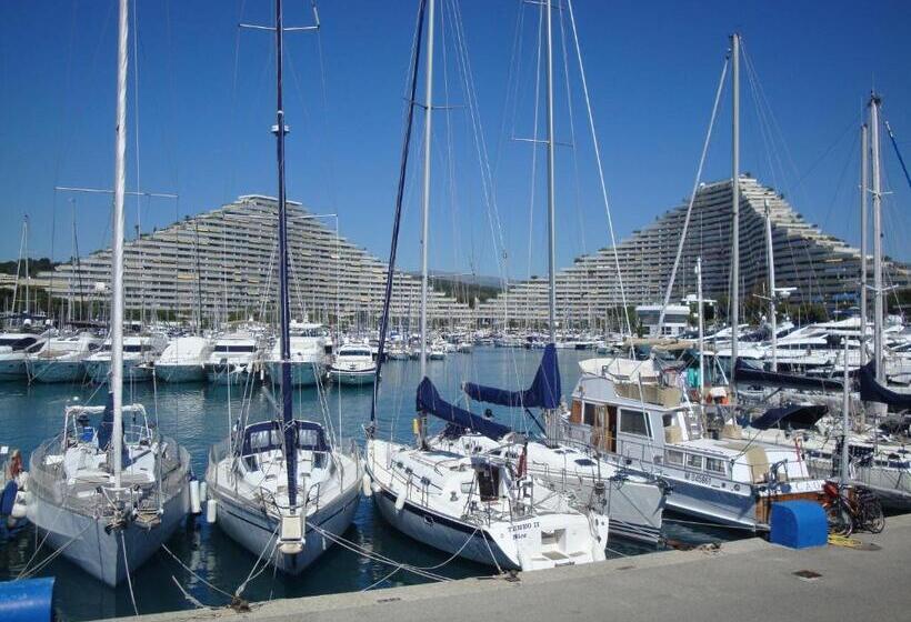 호텔 Mercure Villeneuve Loubet Plage
