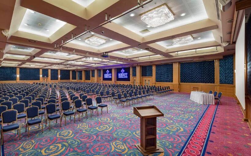 Merit Crystal Cove Hotel Casino & Spa