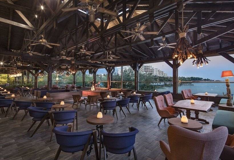 Merit Crystal Cove Hotel Casino & Spa