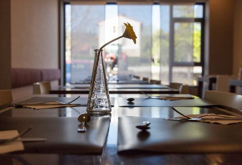 בית מלון כפרי Miera