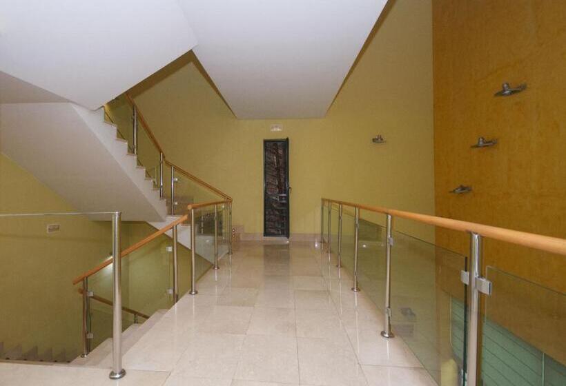 فندق Mirador De Gornazo