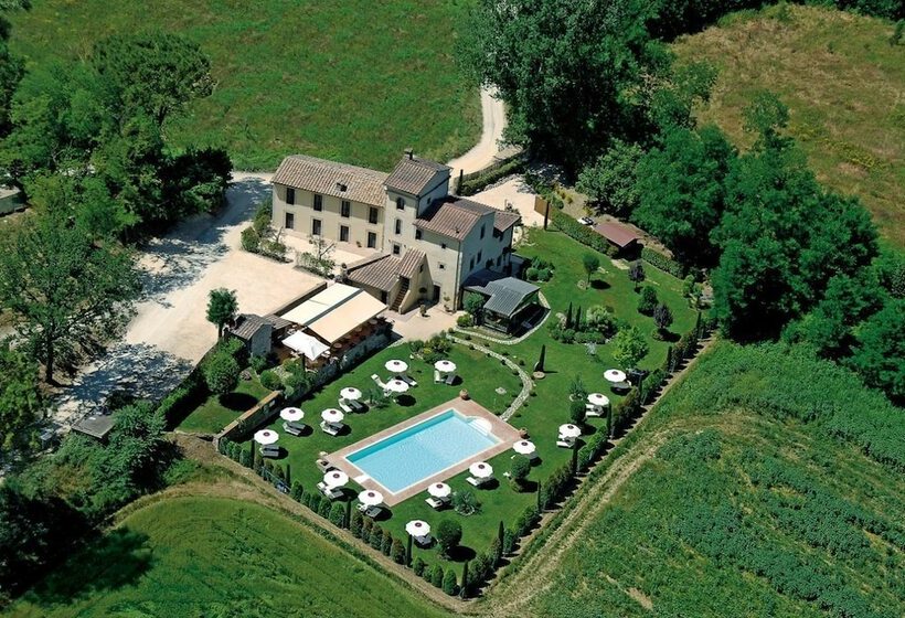 فندق Molino Di Foci