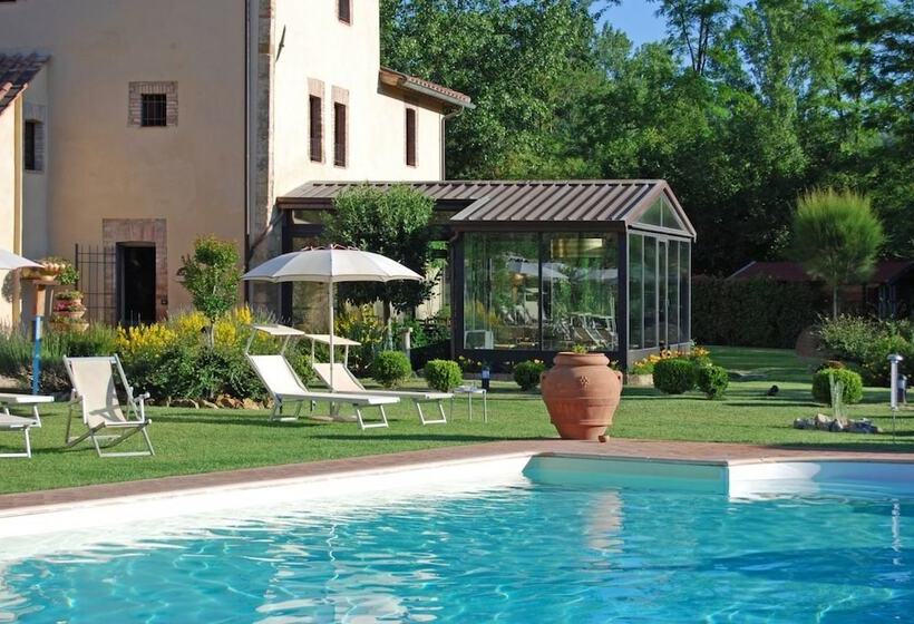 فندق Molino Di Foci