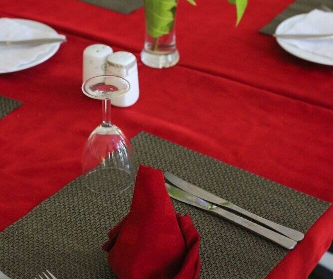 בית מלון כפרי Neptunia Skanes