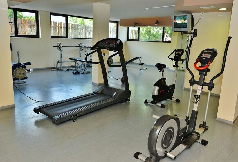 فندق Nobel Ultra All Inclusive Free Beach Access