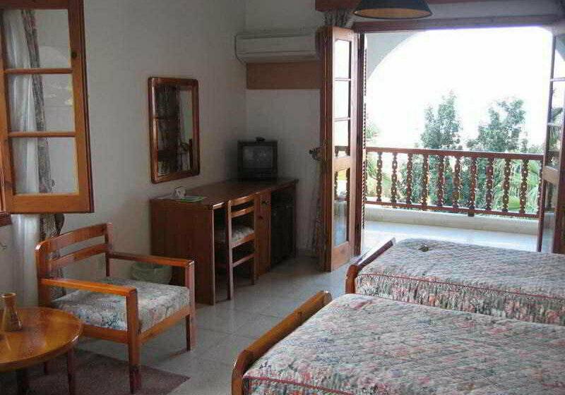 Отель Onar Holiday Village