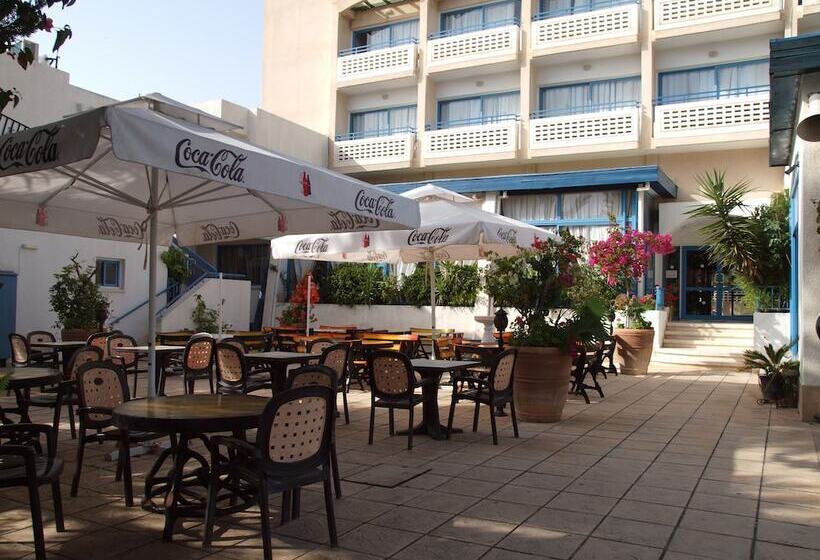 Отель Paphiessa