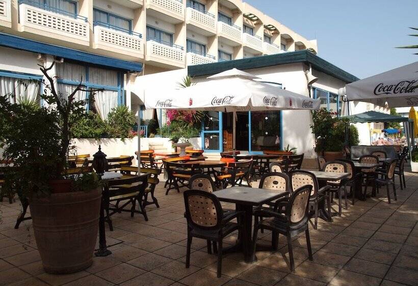 Отель Paphiessa