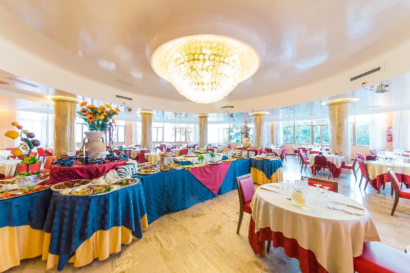 فندق Paradise Beach Resort