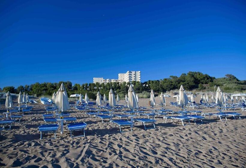 فندق Paradise Beach Resort