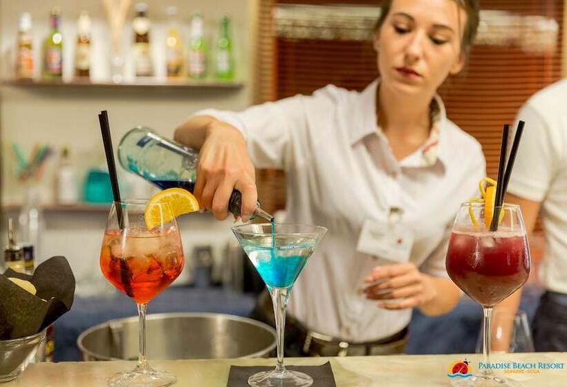 호텔 Paradise Beach Resort