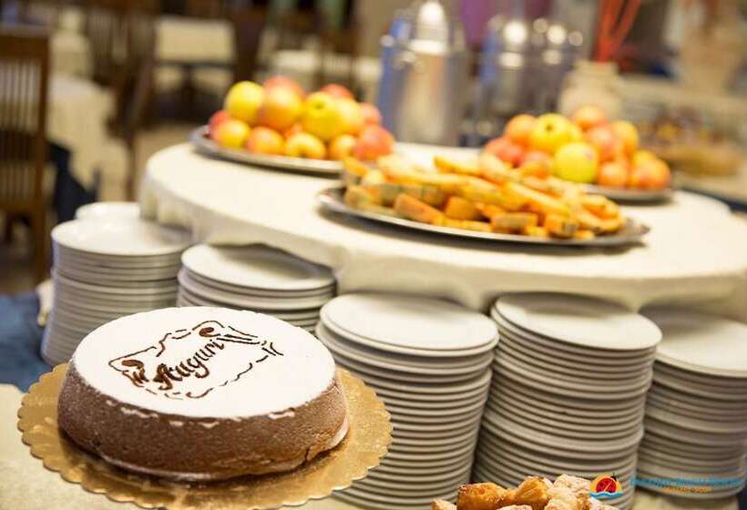 فندق Paradise Beach Resort