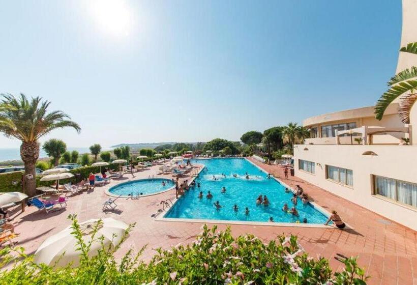 فندق Paradise Beach Resort