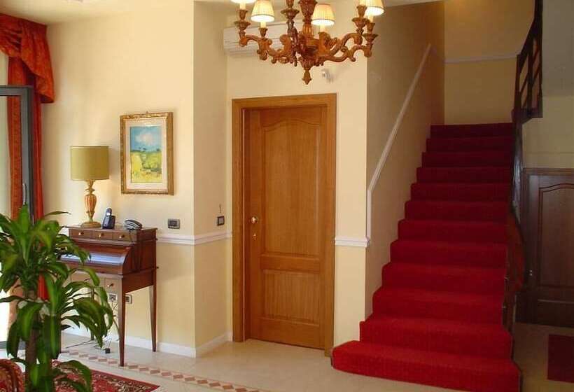 בית מלון כפרי Petit Chateau