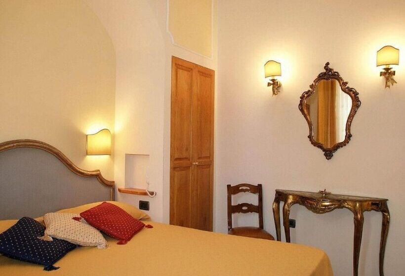 בית מלון כפרי Petit Chateau