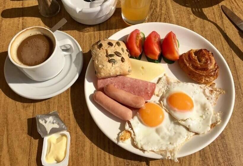 Petrosana Hotel Apartments