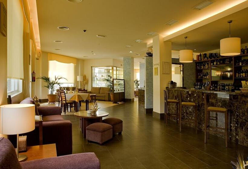 فندق Spa Playa Langosteira By Adeloló