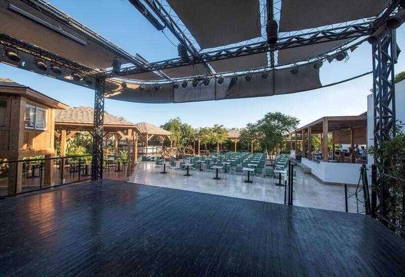 ホテル Reef Oasis Beach Aqua Park Resort