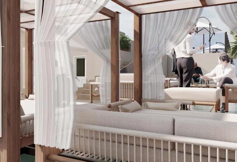 בית מלון כפרי Reveron Plaza