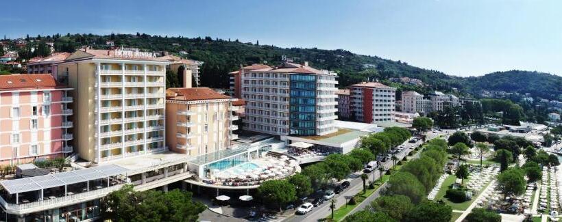 هتل Riviera   Terme & Wellness Lifeclass