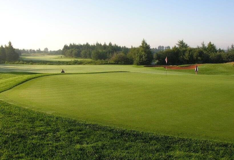 فندق Rodd Brudenell River Resort