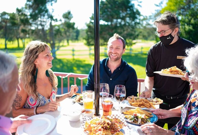 فندق Rodd Brudenell River Resort