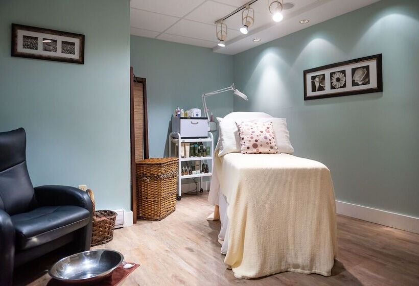 فندق Rodd Brudenell River Resort