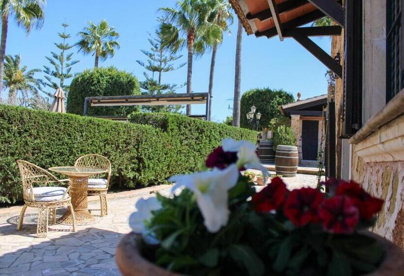 Отель Son Molí Country House