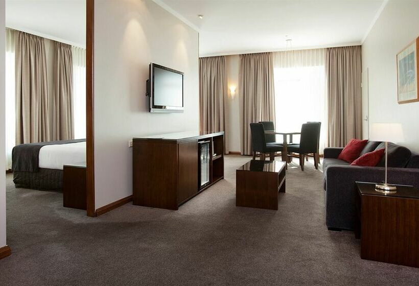 ホテル Rydges Perth