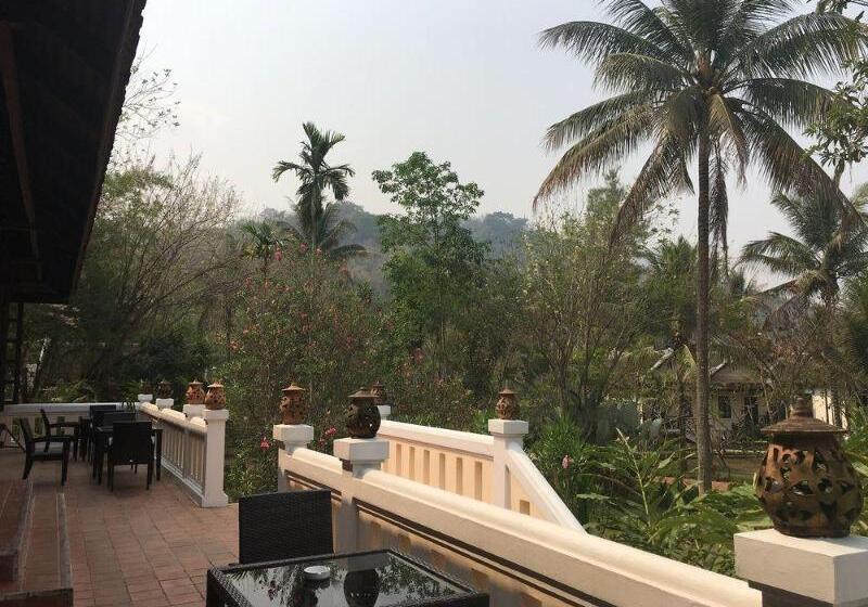 فندق Santi Resort & Spa