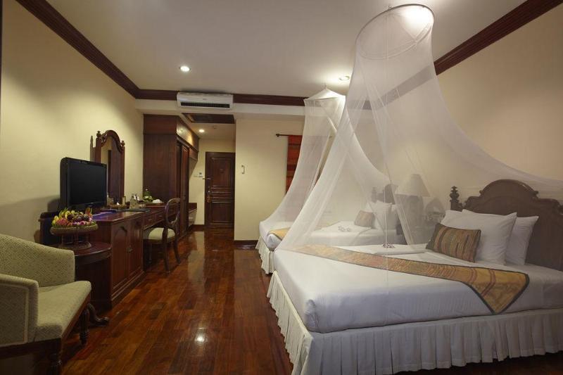 فندق Santi Resort & Spa