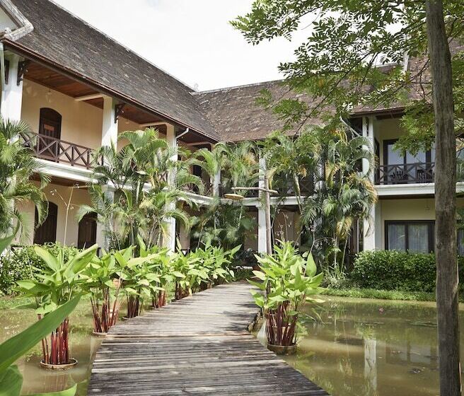 فندق Santi Resort & Spa