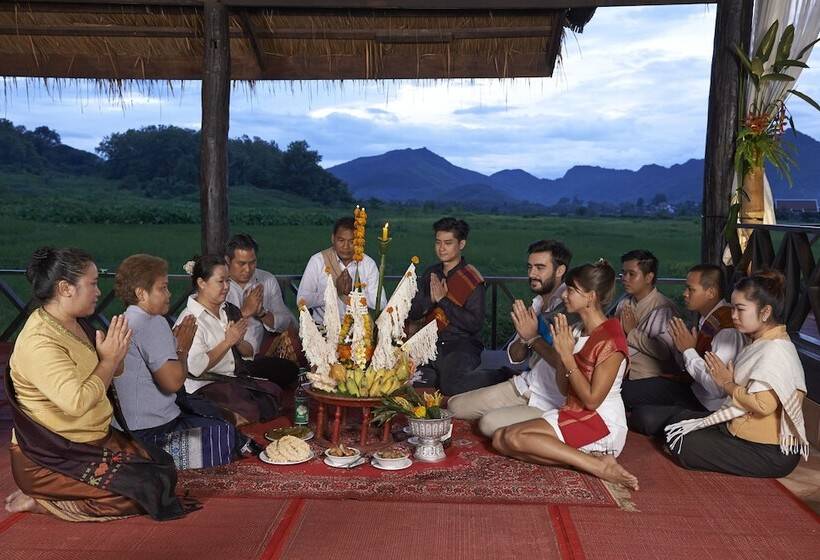 فندق Santi Resort & Spa