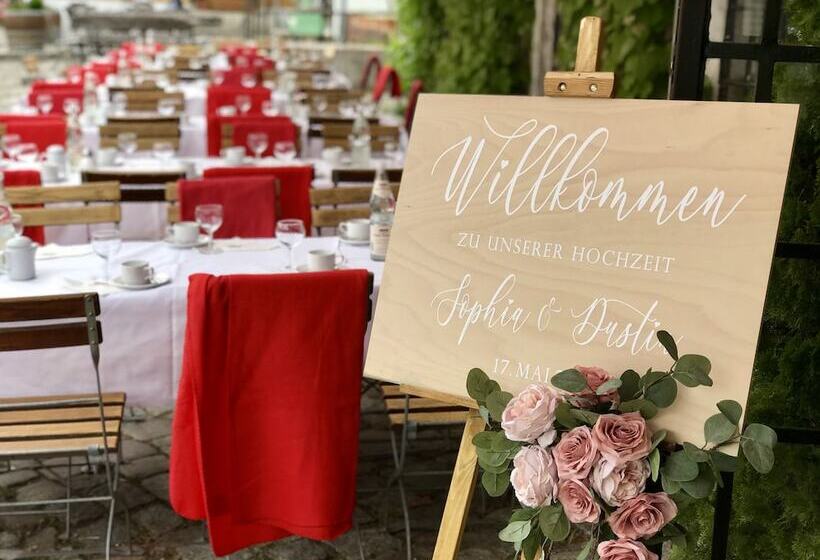 ホテル Schloss Diedersdorf