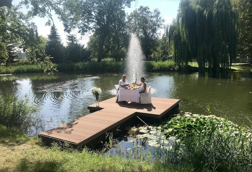 酒店 Schloss Diedersdorf