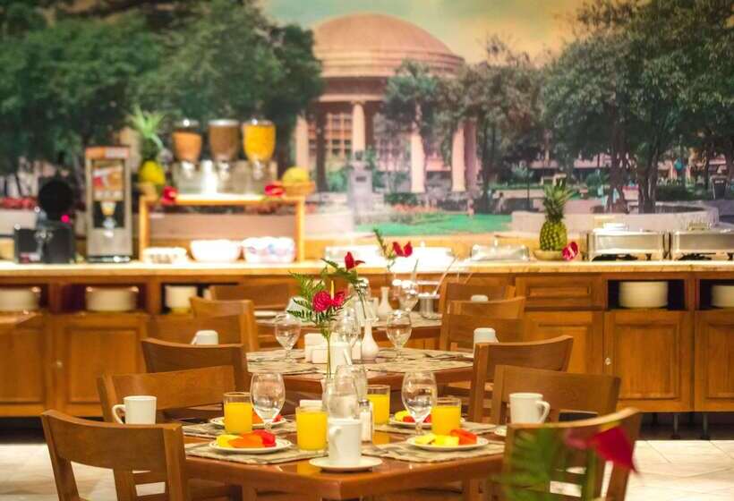 酒店 Sleep Inn Paseo Las Damas