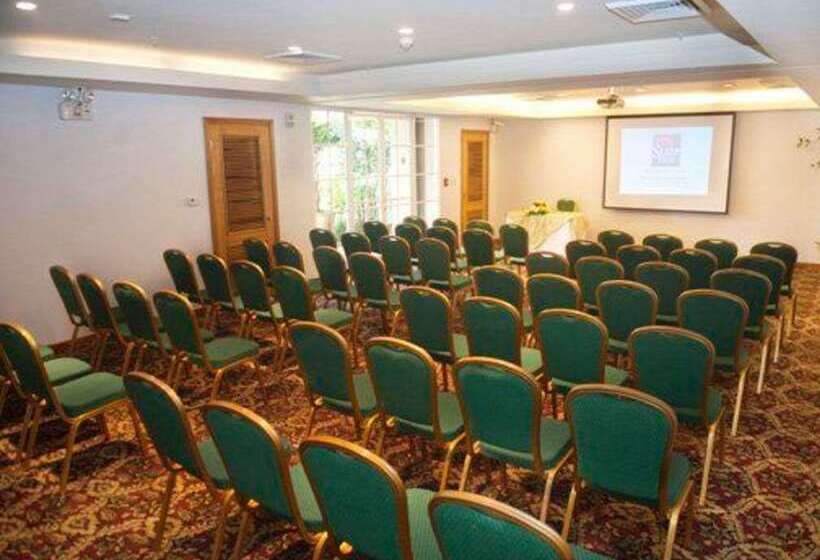 酒店 Sleep Inn Paseo Las Damas