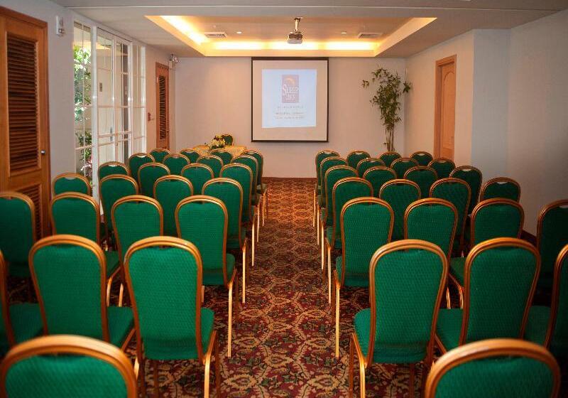 酒店 Sleep Inn Paseo Las Damas