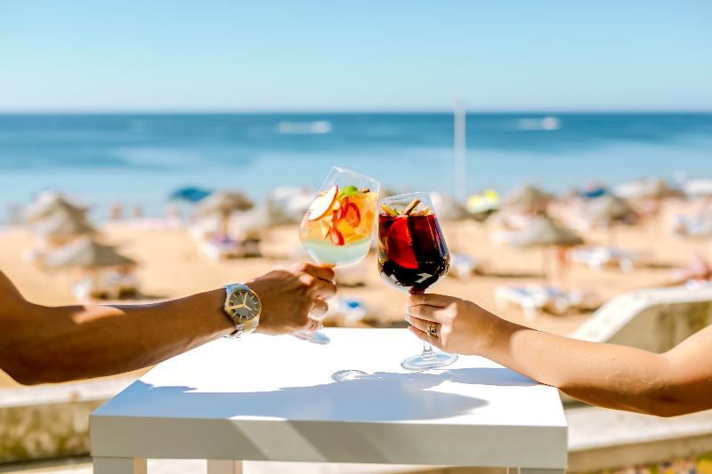 Отель Sol e Mar Albufeira - Adults Only