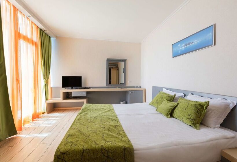 Sol Marina Palace Hotel All Inclusive & Adults Only