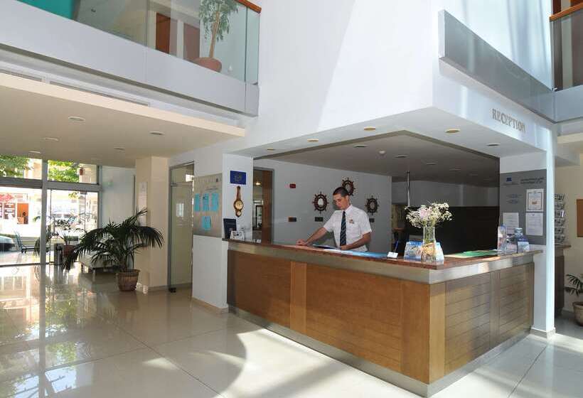 Sol Marina Palace Hotel All Inclusive & Adults Only