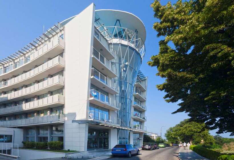 Sol Marina Palace Hotel All Inclusive & Adults Only