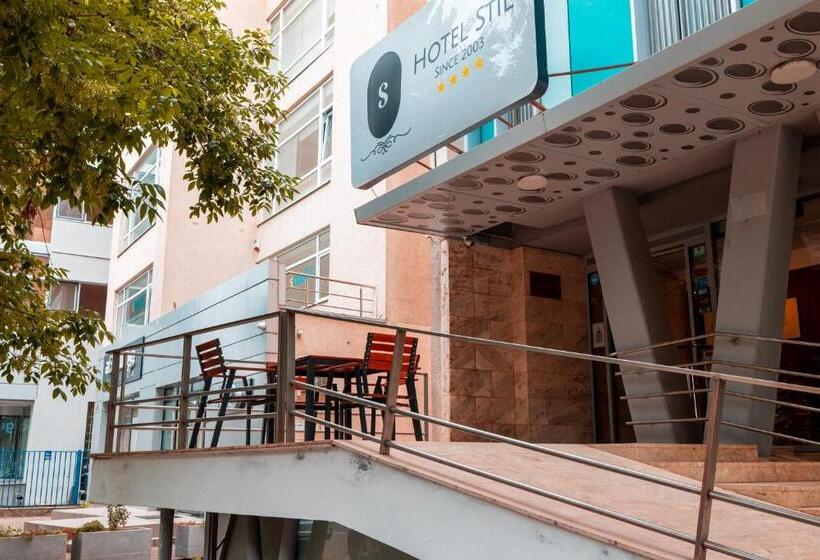 هتل Stil